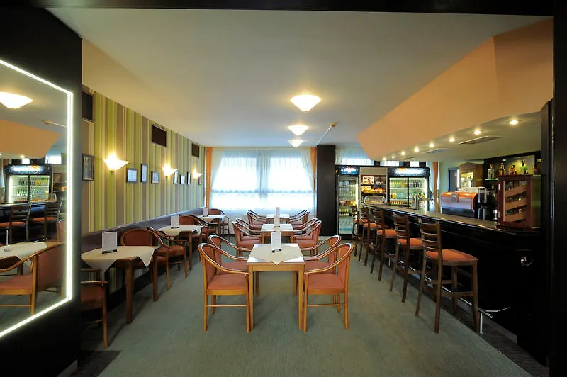 Congress & Wellness Hotel Olsanka Prague