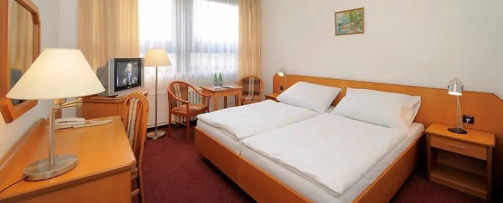 Congress & Wellness Hotel Olsanka Prague