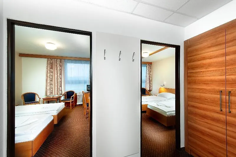 Congress & Wellness Hotel Olsanka Prague